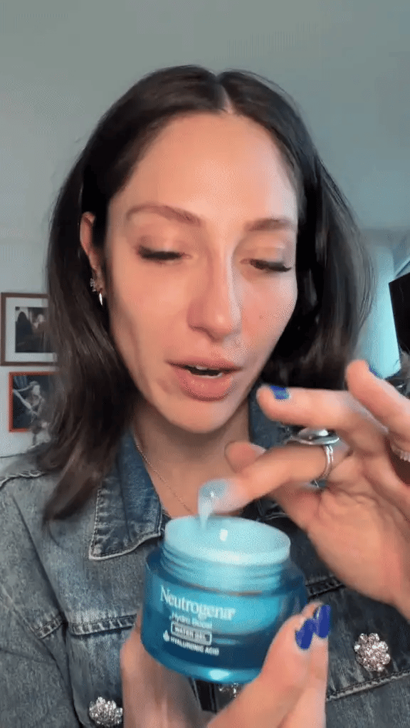 Neutrogena Hydro Boost Water Gel – Hyaluronic Acid Hydrating Face Moisturizer (50ml)